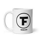 Taza blanca brillante Thriving Faith