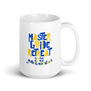 Taza blanca brillante MGC Retreat 2022